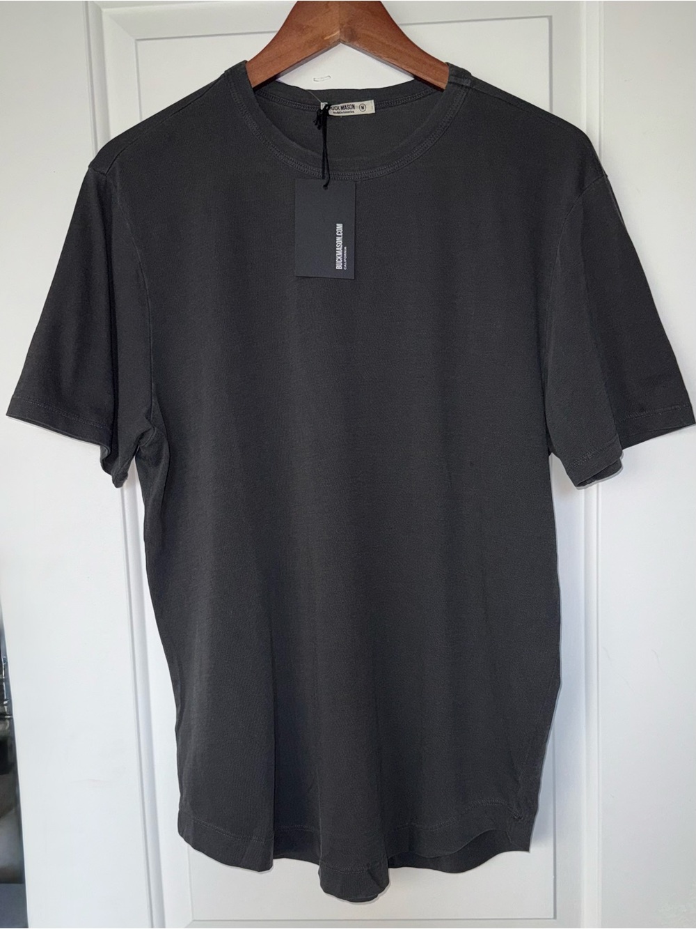 Buck Mason NWT Venice Wash Slub Curved Hem Tee in "Coal" - Picture 5 of 11